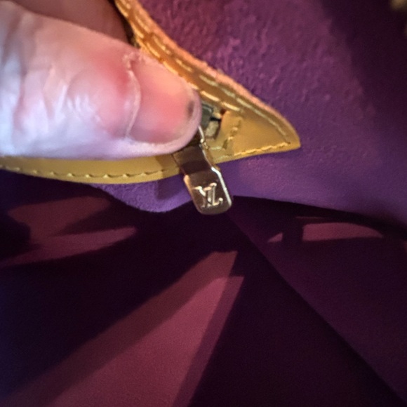 Louis Vuitton Saint Jacques Epi Leather - Picture 10 of 14